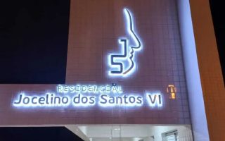 Como os toldos personalizados podem reforçar sua identidade visual